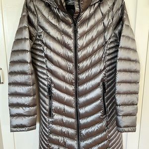 Calvin Klein Premium Down Packable Hooded Zip Long Jacket